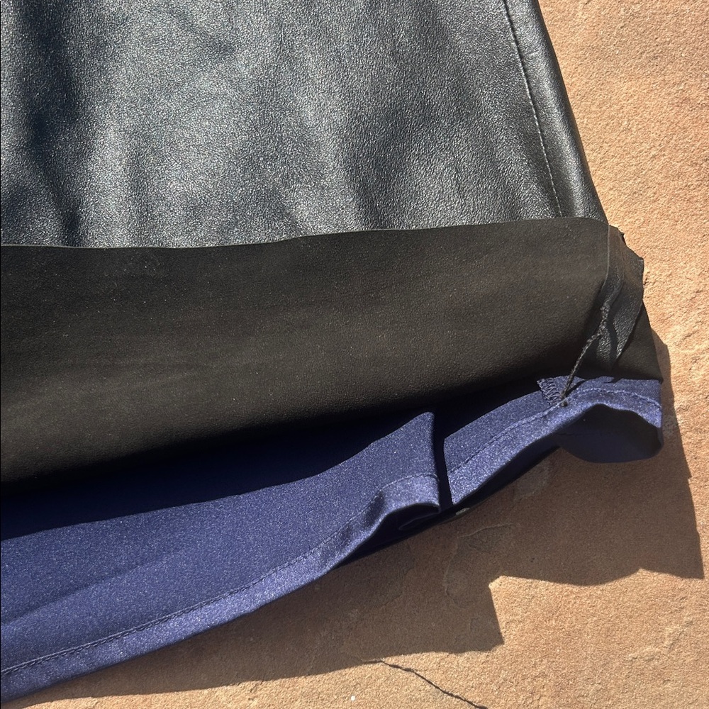 Elie Tahari 100% Lamb Leather Skirt - Picture 4 of 10